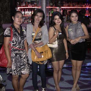 single asia women